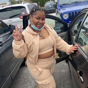 Meet your Posher, Brianna